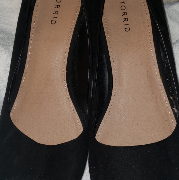 TORRID Peep Toe Wedges - Picture 2 of 3